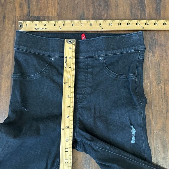 SPANX Distressed Ankle Skinny Jegging Jeans in Vintage Black - Picture 10 of 12